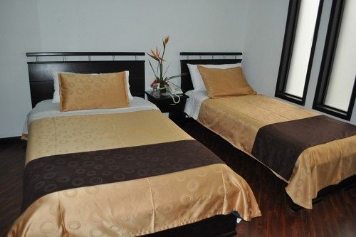 Hotel Quality Comfort House Богота Екстериор снимка