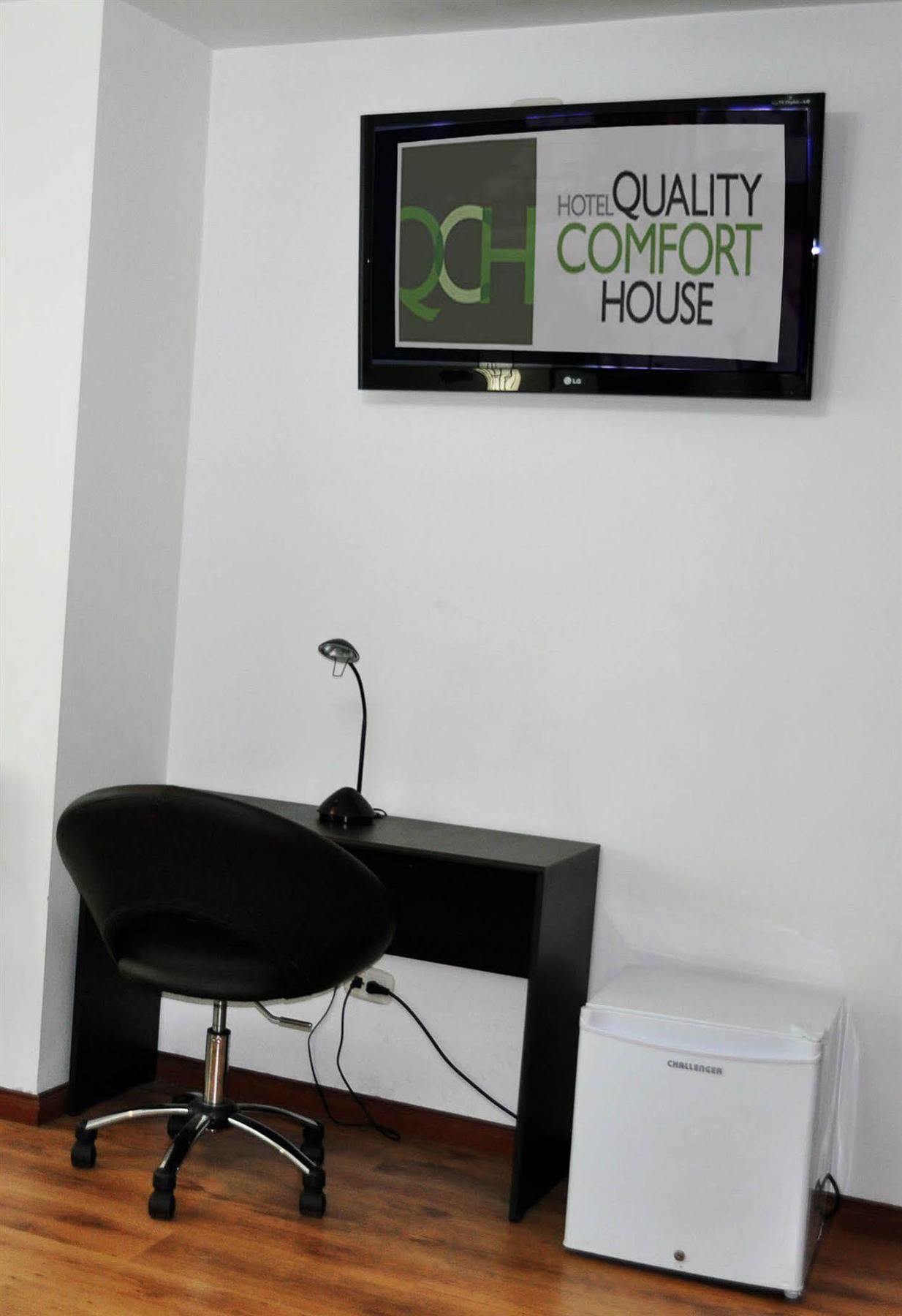 Hotel Quality Comfort House Богота Екстериор снимка